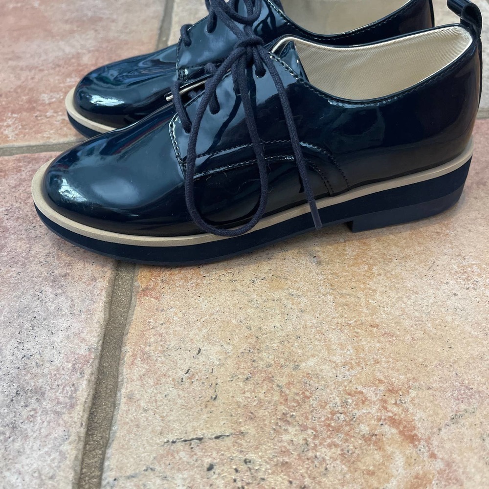 Zara Kids patent leather lace up shoe - Picture 4 of 7
